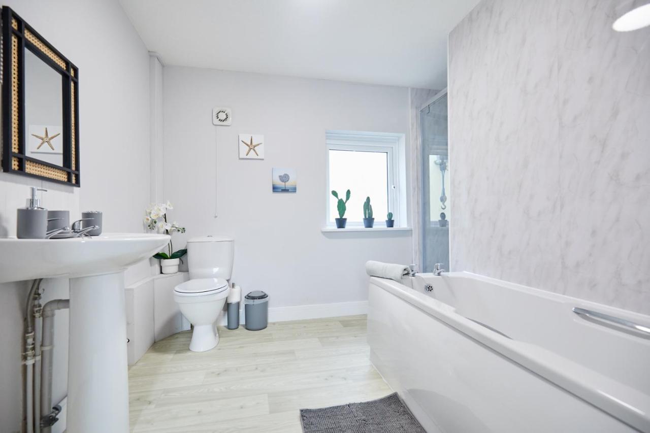 Homely - Great Yarmouth Beach Apartments Buitenkant foto