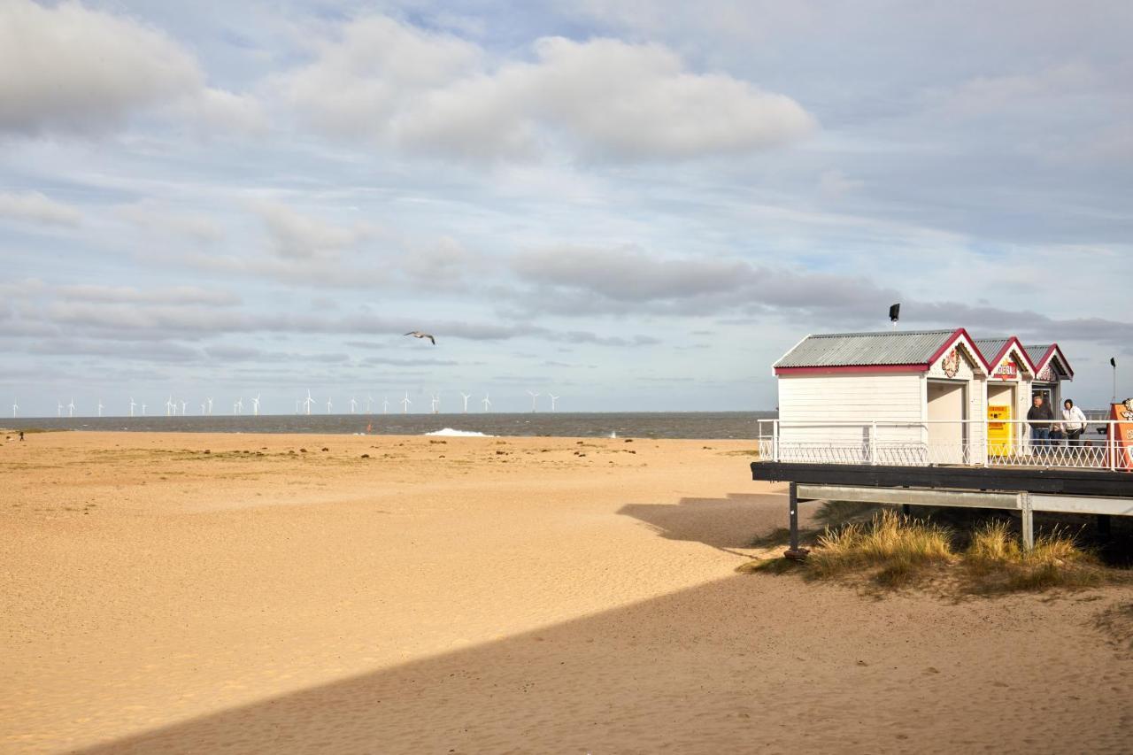 Homely - Great Yarmouth Beach Apartments Buitenkant foto